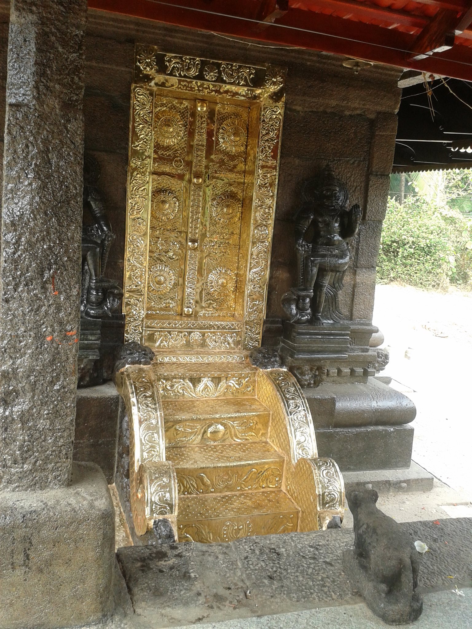 Niranam Thrikkapaleeswaram, photo 5